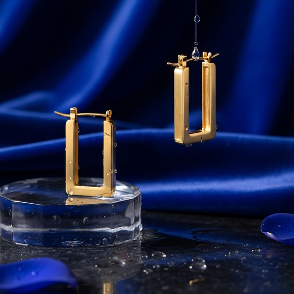 🆕️Dainty Gold Rectangle Drop Earrings - 18K Plated 316L Minimalist Chic 💫 - Picture 7 of 12